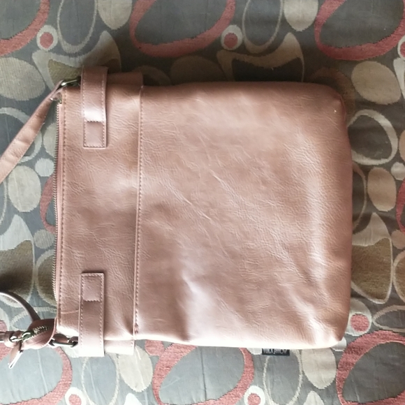 Brown twig and arrow cross body purse - Picture 2 of 9